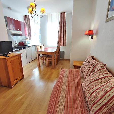 Pat 83, T2, Centre Luchon, Wifi, Casier A Skis, 4 Personnes Bagneres-de-Luchon Экстерьер фото