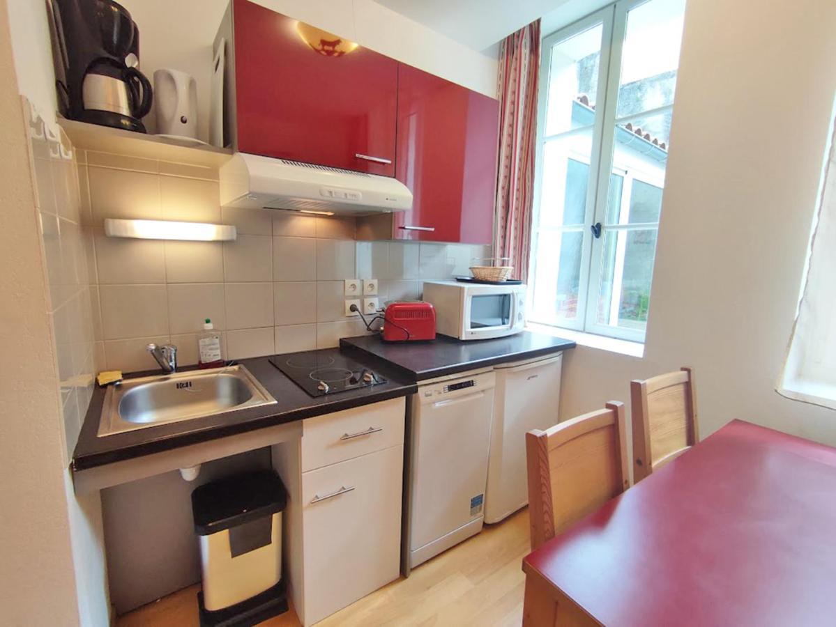 Pat 83, T2, Centre Luchon, Wifi, Casier A Skis, 4 Personnes Bagneres-de-Luchon Экстерьер фото